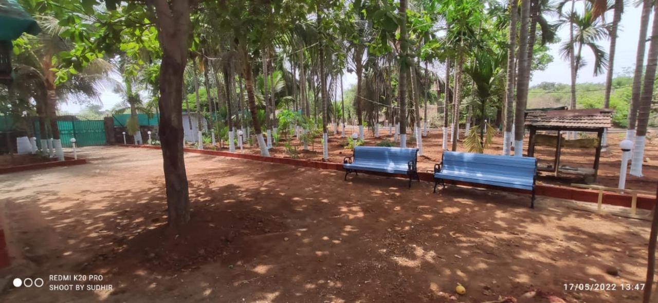 Vasant Lata Farm House Villa Barashiv Exterior foto